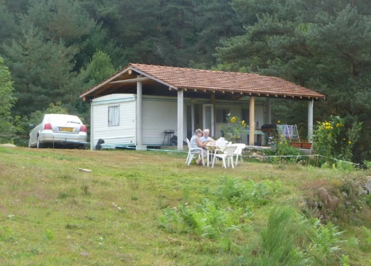 Camping La Chazalet Hotel Saint-Julien-Labrousse
